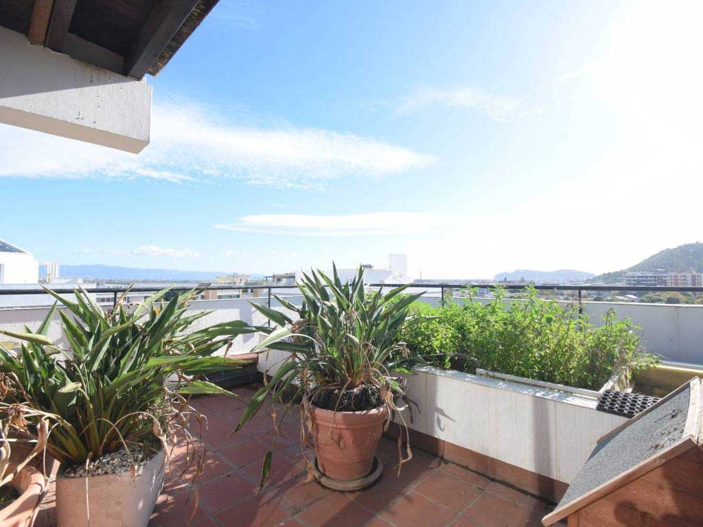 Attico Cagliari via Zagabria, Genneruxi